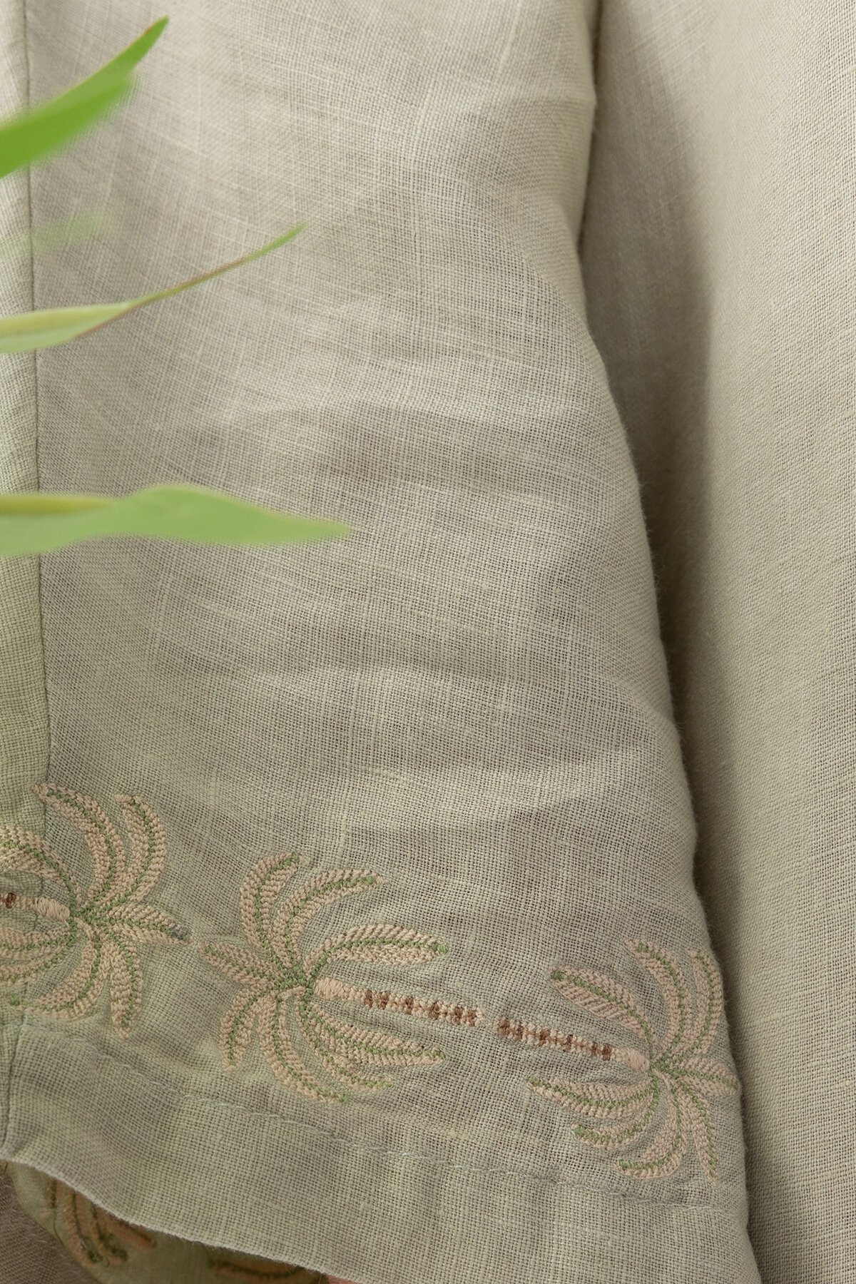 Green Papaya | Nakışlı Keten Uzun Gömlek