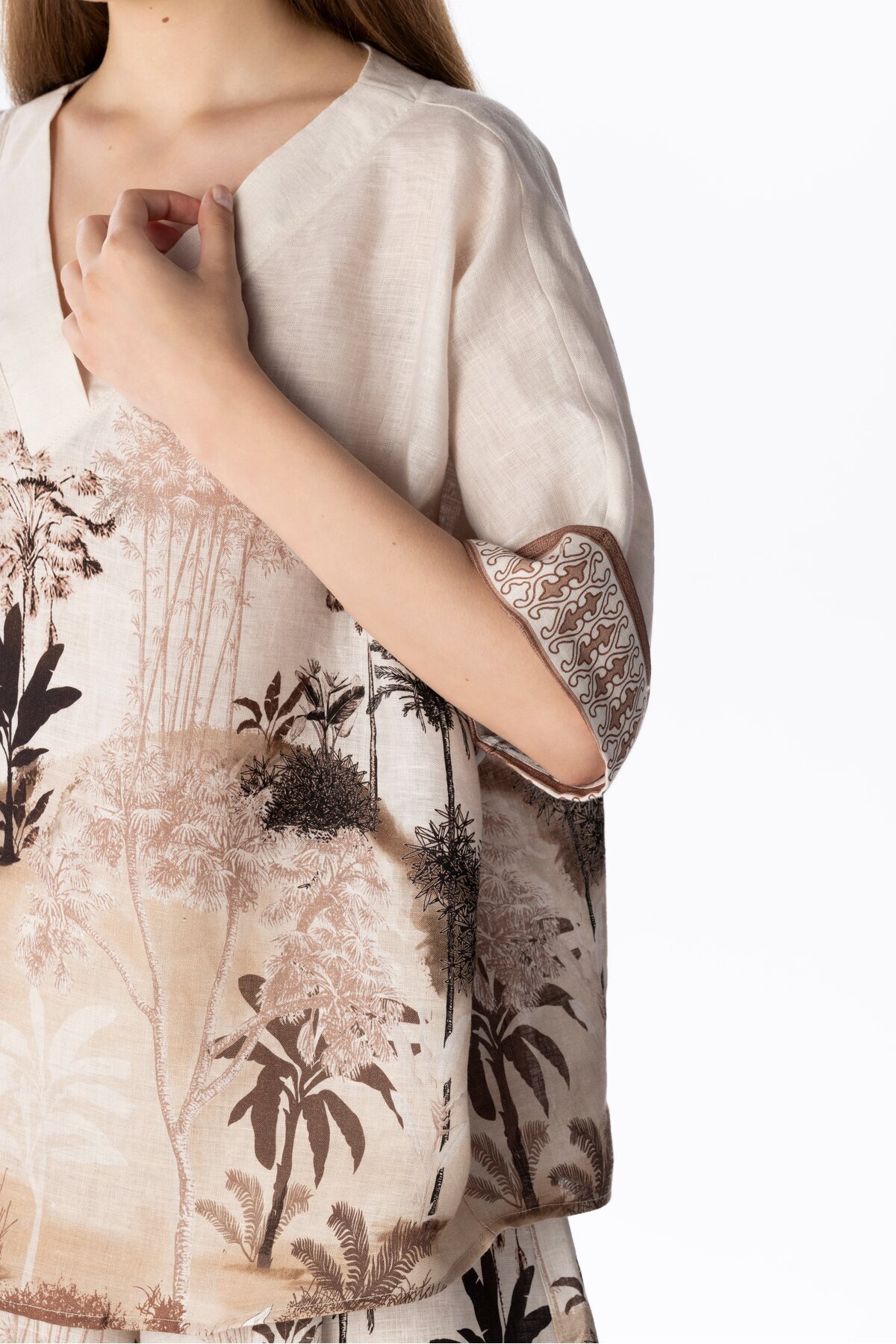 LINEN BLOUSE