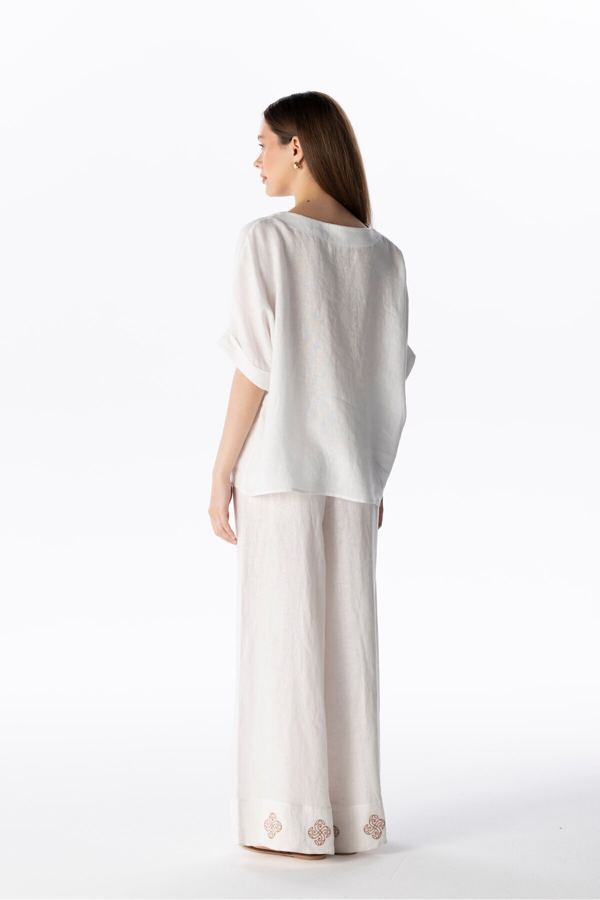 LINEN BLOUSE
