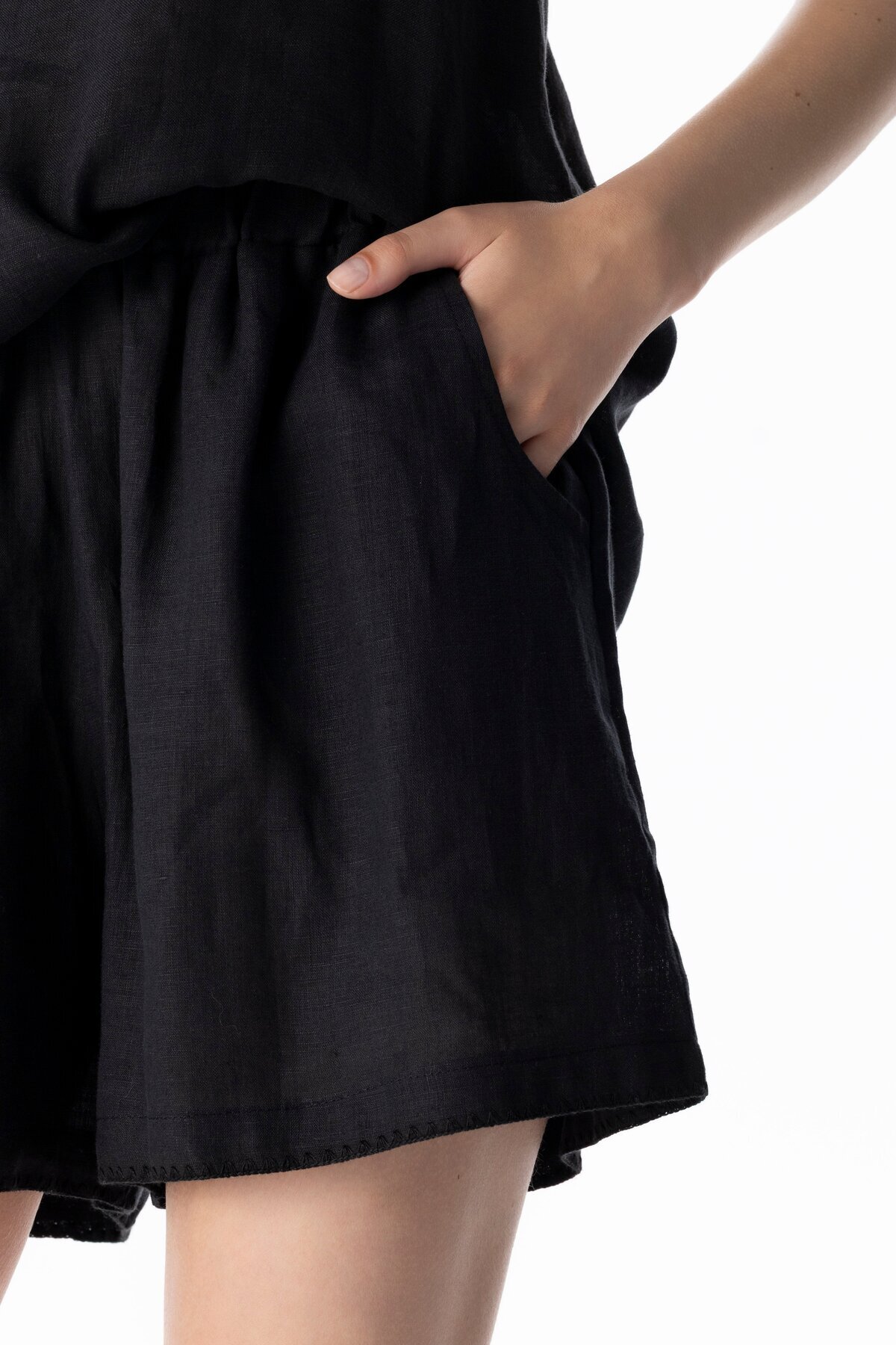 LINEN SHORTS